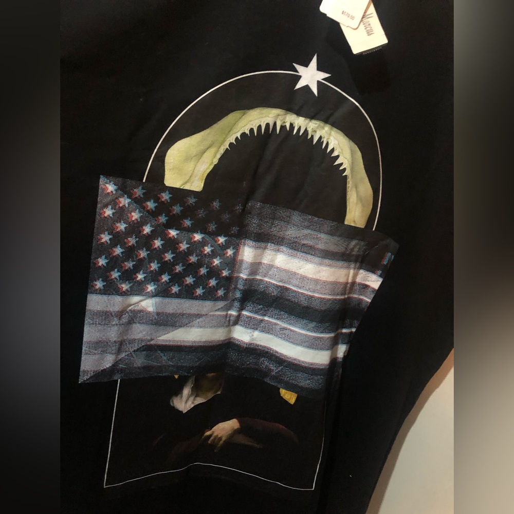 American Flag T-shirt - Picture 2 of 4